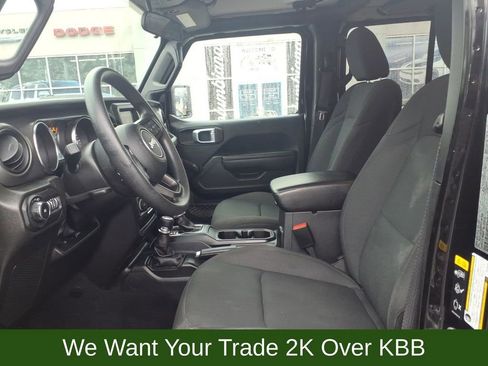 Used 2022 Jeep Wrangler Unlimited Sport image 10