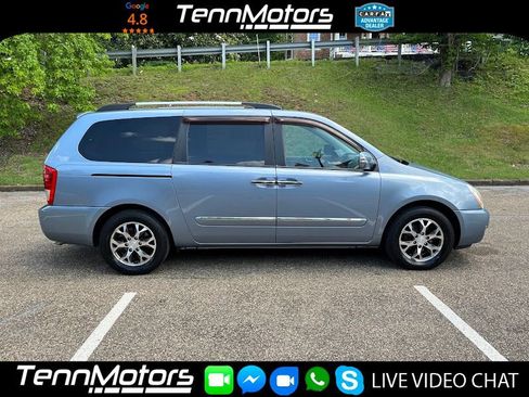 Used 2014 Kia Sedona EX w/ Luxury Package FWD image 2
