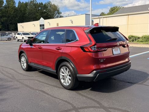 Certified 2024 Honda CR-V EX image 4