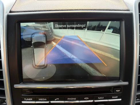 Used 2016 Porsche Cayenne S AWD/4WD image 42