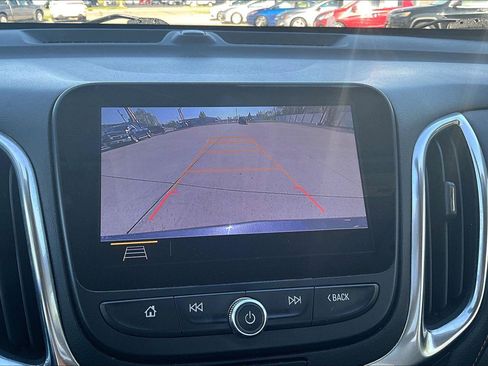Used 2021 Chevrolet Equinox Premier AWD/4WD image 21