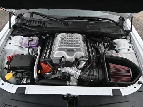 Used 2023 Dodge Challenger SRT Hellcat RWD image 36
