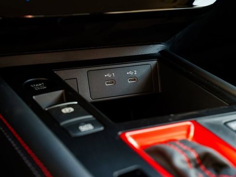 New 2026 Nissan Kicks SR image 17