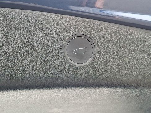 Used 2022 Tesla Model 3 image 29