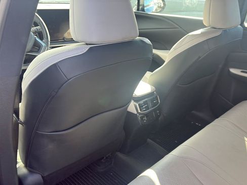Used 2024 Lexus RX 350 w/ Convenience Package AWD/4WD image 16