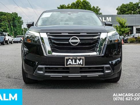 Used 2024 Nissan Pathfinder S AWD/4WD image 10