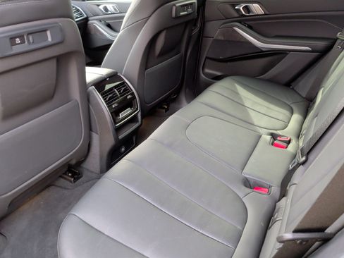 Certified 2022 BMW X5 xDrive40i w/ M Sport Package image 38