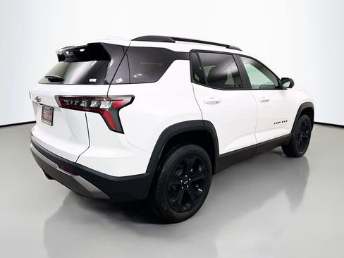 New 2026 Chevrolet Equinox LT image 8