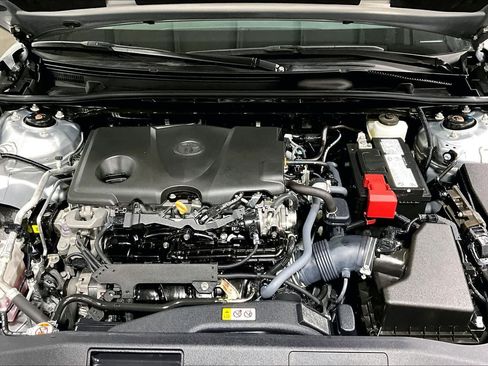 Used 2024 Toyota Camry SE FWD image 32