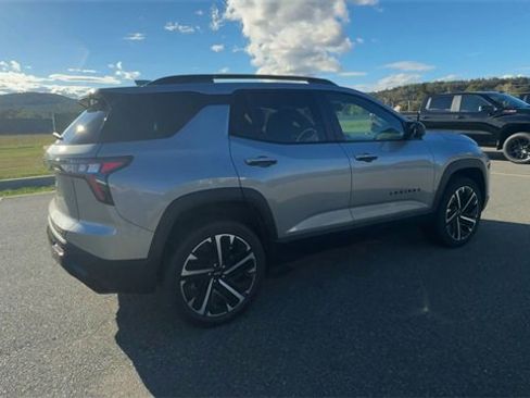 New 2026 Chevrolet Equinox RS w/ LPO, Floor Liner Package image 3