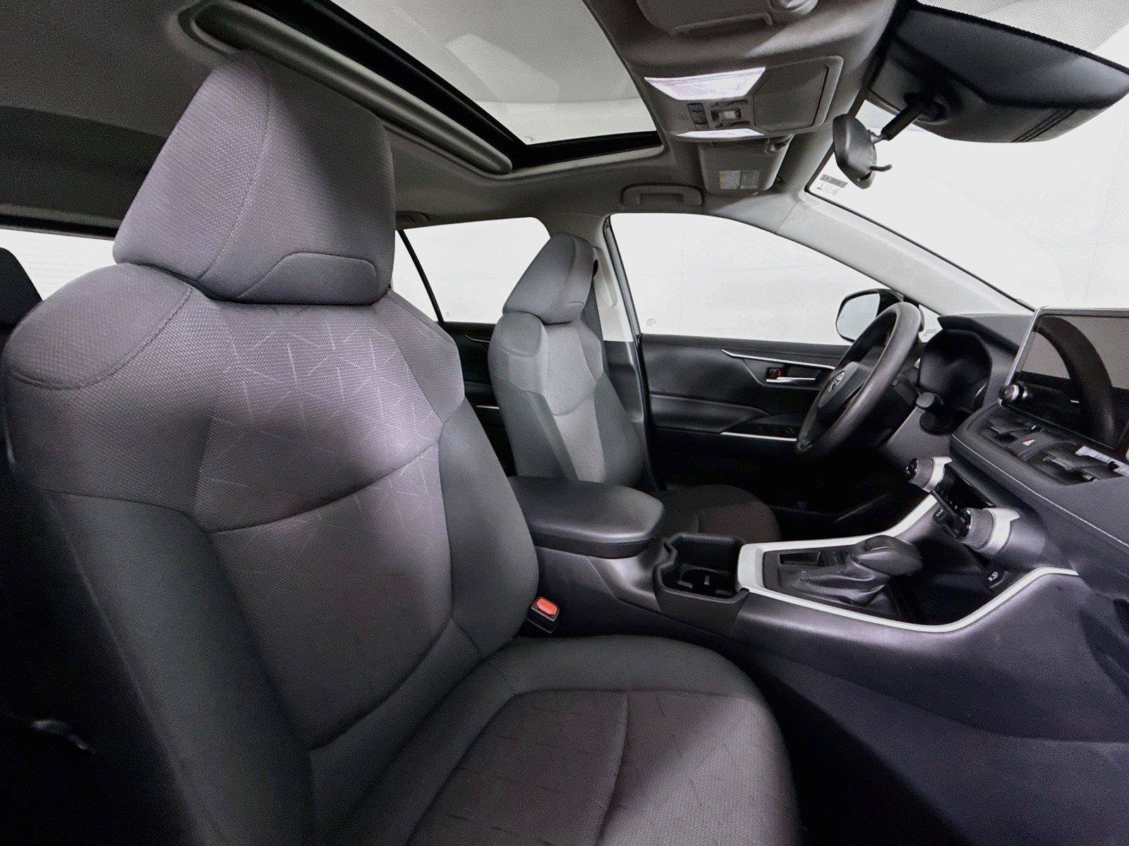 Certified 2025 Toyota RAV4 XLE w/ Convenience Package FWD image 42