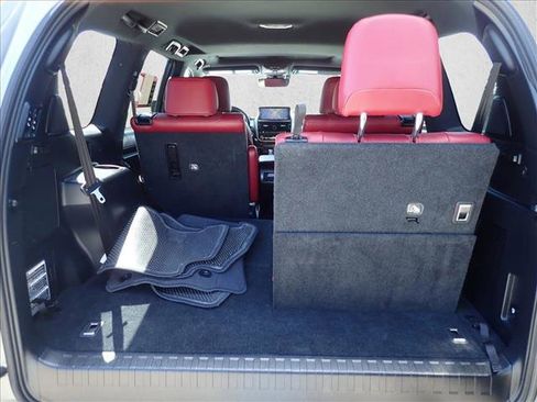 Used 2023 Lexus GX 460 Luxury w/ Sport Design Package AWD/4WD image 8