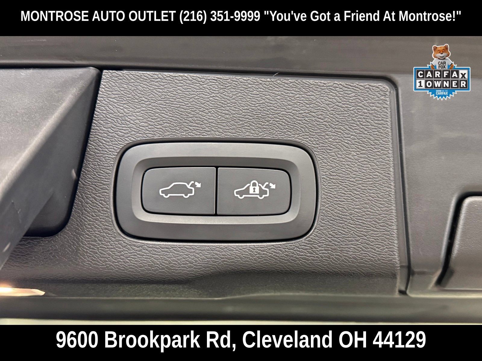 Certified 2024 Volvo XC60 B5 Plus w/ Protection Package Premier AWD/4WD image 45