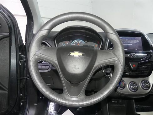 Used 2020 Chevrolet Spark LS image 27