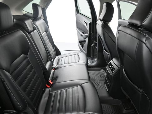 Used 2023 Ford Edge SEL AWD/4WD image 13