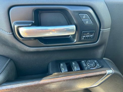 Used 2022 GMC Sierra 2500 Denali image 17