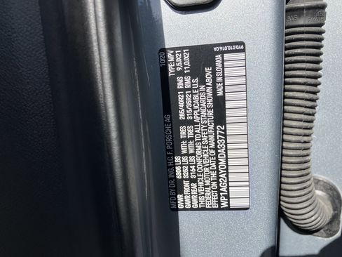 Used 2021 Porsche Cayenne GTS image 38