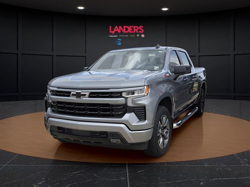 Used 2025 Chevrolet Silverado 1500 RST w/ Convenience Package II AWD/4WD image 1