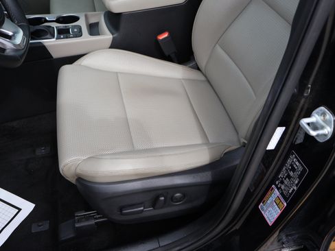 Used 2020 Kia Sportage S w/ S Premium Package AWD/4WD image 41