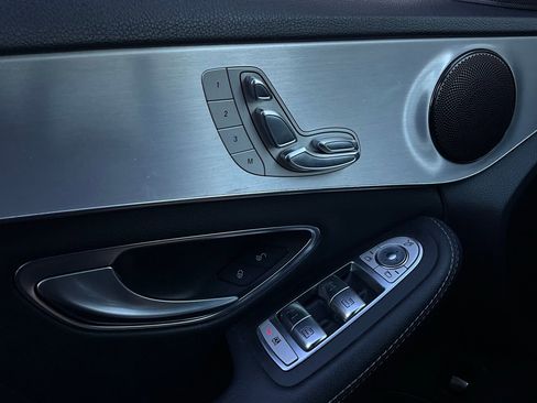Used 2018 Mercedes-Benz C 300 Sedan image 20