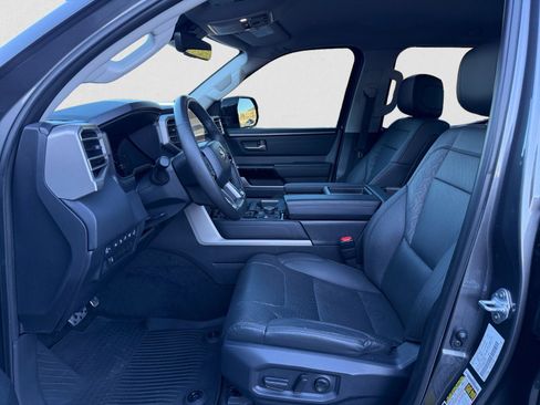 Used 2024 Toyota Tundra Limited image 10