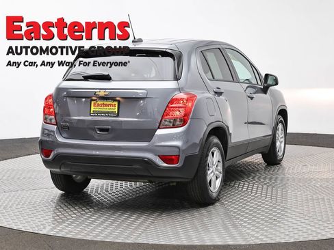 Used 2020 Chevrolet Trax LS w/ Tint and Cruise Package image 5