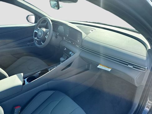 New 2026 Hyundai Elantra SEL Sport image 22