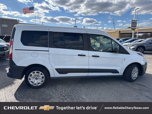 Used 2017 Ford Transit Connect XL image 9