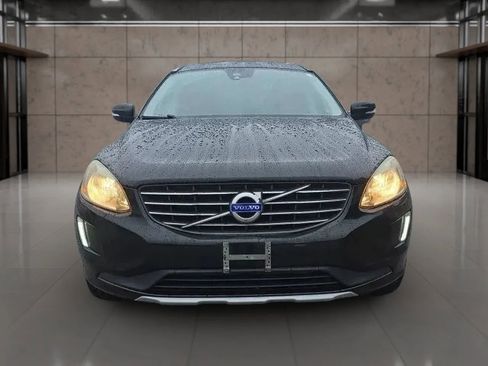 Used 2017 Volvo XC60 T5 Inscription image 4