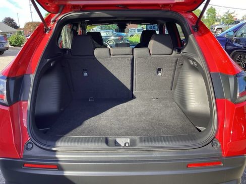 Used 2025 Honda HR-V Sport image 11