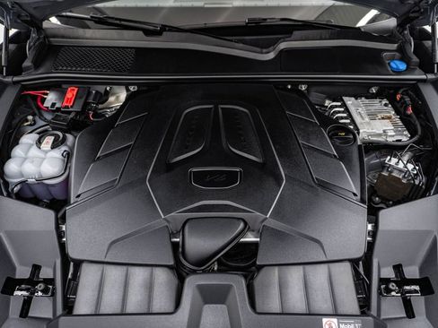 Certified 2026 Porsche Cayenne Coupe AWD/4WD image 29