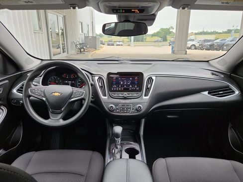 Used 2023 Chevrolet Malibu LT FWD image 12