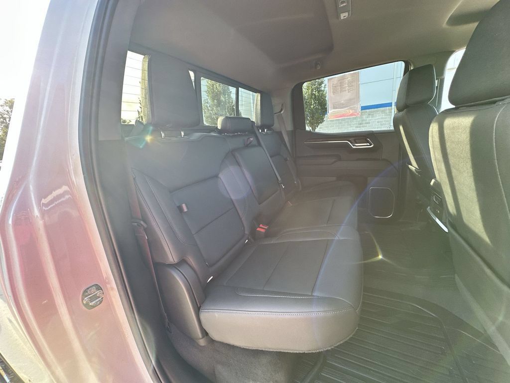 Certified 2024 GMC Sierra 1500 SLT w/ SLT Premium Plus Package AWD/4WD image 27