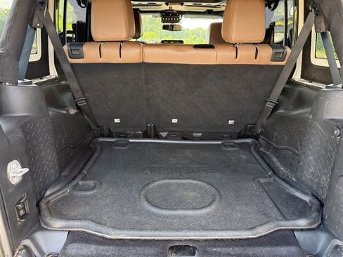 Used 2015 Jeep Wrangler Unlimited Rubicon w/ Dual Top Group AWD/4WD image 24