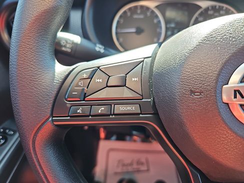 Used 2023 Nissan Kicks S FWD image 14