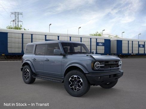 New 2025 Ford Bronco Outer Banks image 40