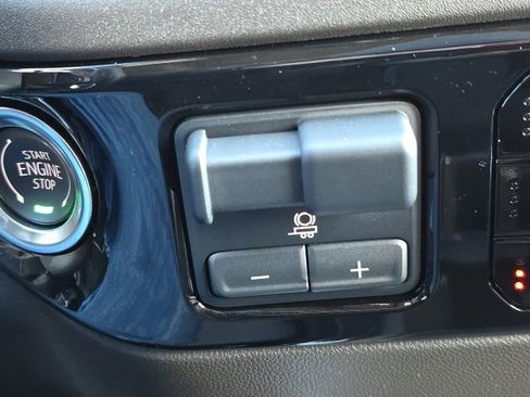 New 2025 Chevrolet Silverado 3500 LTZ w/ LTZ Convenience Package image 30