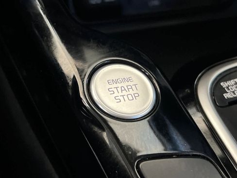 Used 2025 Kia Soul S FWD image 24