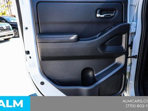 Certified 2025 Nissan Frontier SV w/ SV Convenience Package RWD image 48