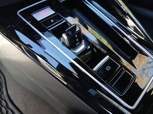 New 2026 Volkswagen GTI SE image 24