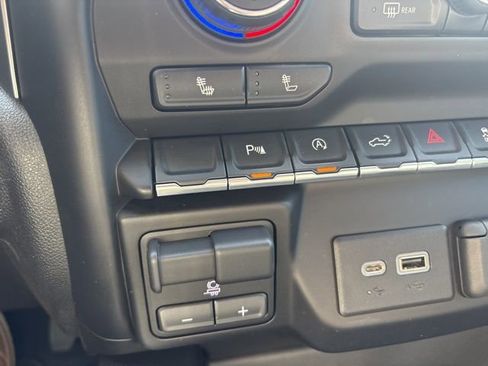 Used 2020 Chevrolet Silverado 1500 LT Trail Boss image 41