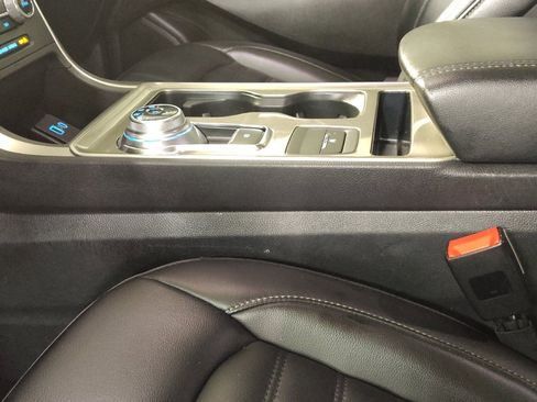 Used 2024 Ford Edge SEL image 26