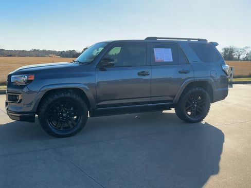 Used 2021 Toyota 4Runner Nightshade image 4