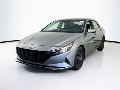 Used 2023 Hyundai Elantra SEL