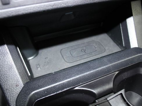 Used 2019 Toyota Tacoma image 21