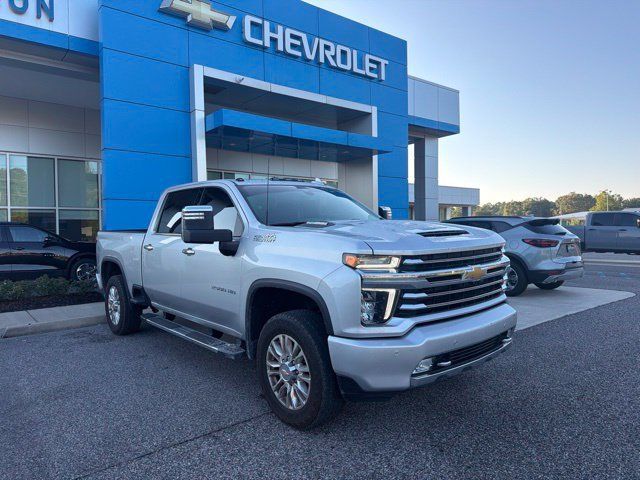 Used 2023 Chevrolet Silverado 2500 High Country w/ Safety Package II AWD/4WD image 3