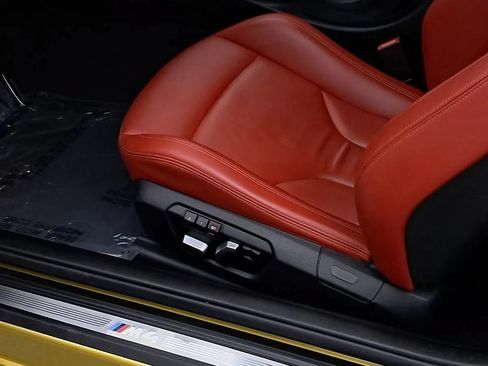 Used 2018 BMW M4 Coupe RWD image 18