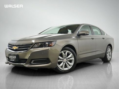 Used 2017 Chevrolet Impala LT FWD image 1