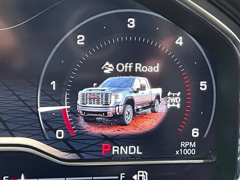 Used 2025 GMC Sierra 2500 Denali Ultimate AWD/4WD image 32