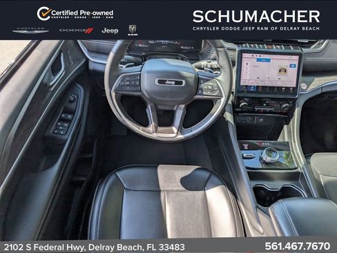 Certified 2024 Jeep Grand Cherokee Limited AWD/4WD image 14